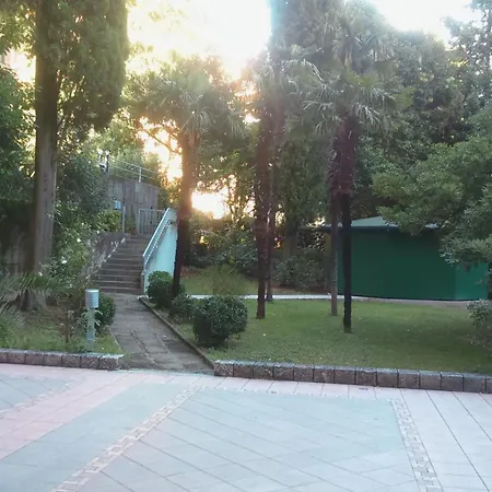 Апартаменты Central Residence *